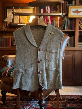 Orvis Gray Wool-Blend Vest with Patch Pockets